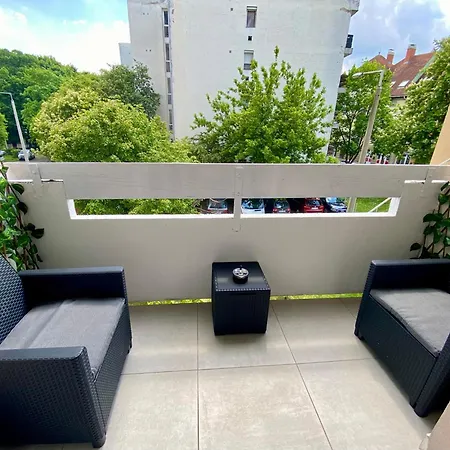 Apartment Greenea Apartman *